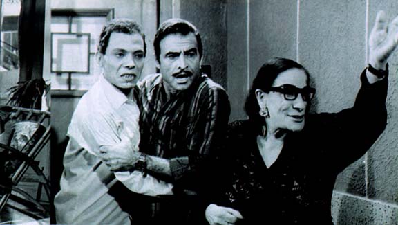 Mary Monieb and Ahmed Mazhar and Adel Emam in Lousous lakin Zourfaa