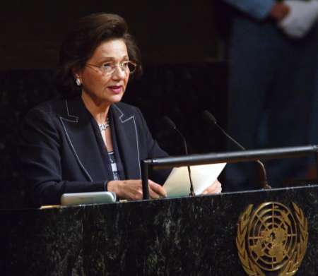 Suzanne Mubarak, wife of the President of Egypt Hosni Mubarak, addresses the United Nations 27th Special Session of the General Assembly on Children, New York, May 8, 2002.