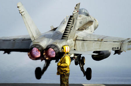 F/A-18 Hornet, aircraft carrier USS Kitty Hawk, the Gulf, April 5, 2003.